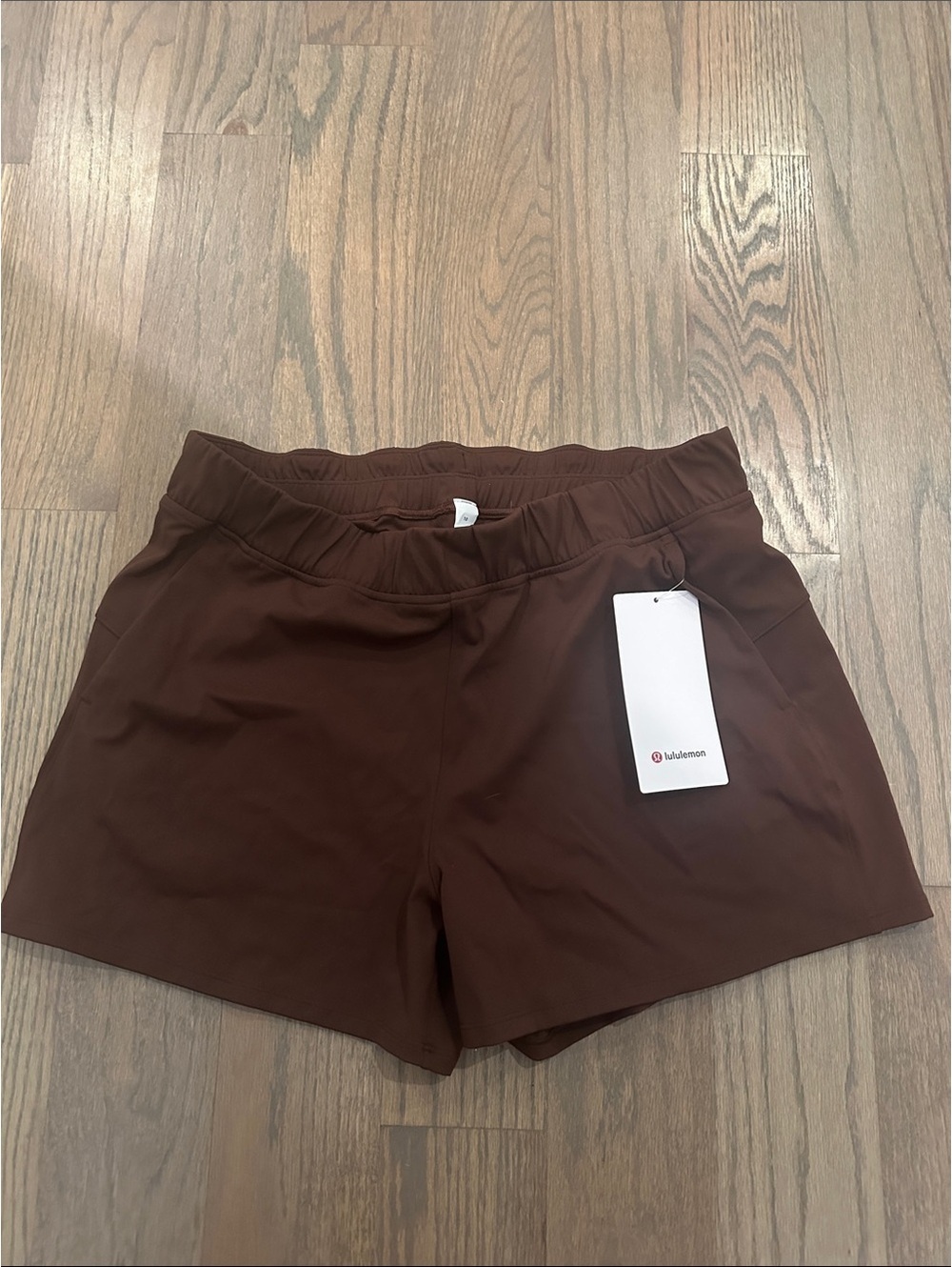 lululemon NWT Brown Athletic Luxtreme Slim-Fit Pull On MR Shorts 10 LVCK